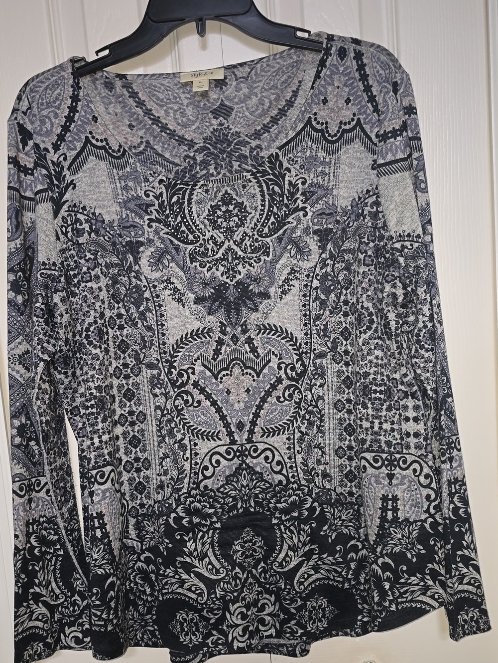 Style & Co. Black and Light Gray Paisley Scoop Neck Top